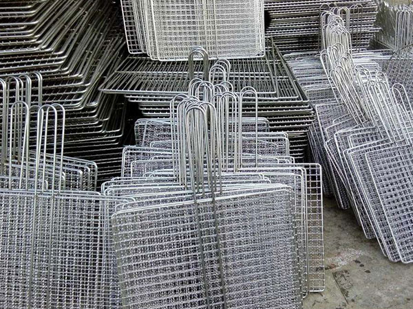 包邊軋花網 - 安平縣威馳金屬絲網制品有限公司